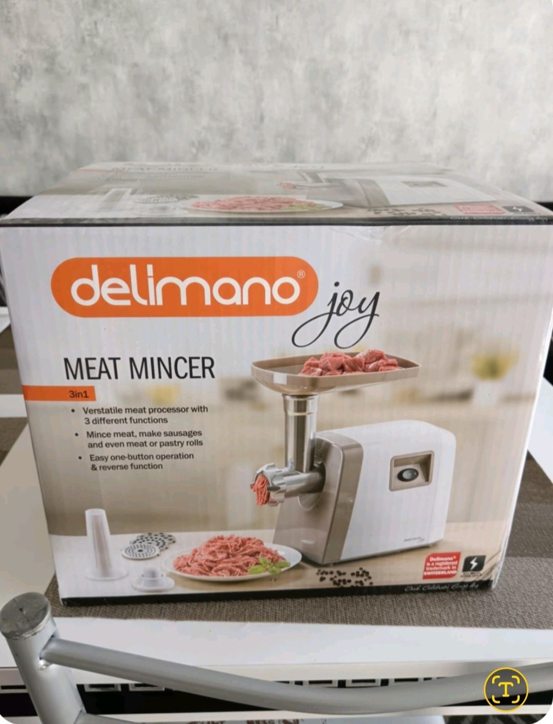 Нова машина за мелене на месо"Delemano"