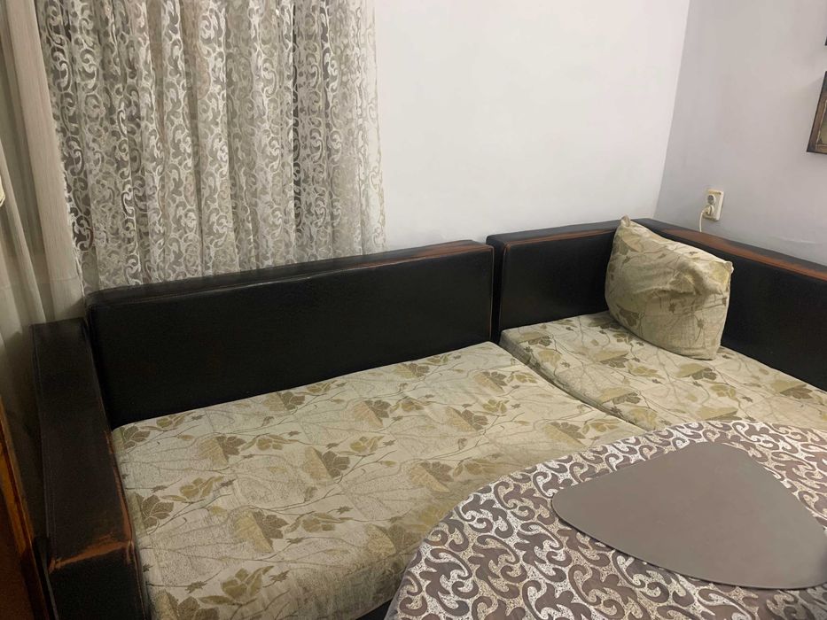 Подарявам запазен ъглов диван