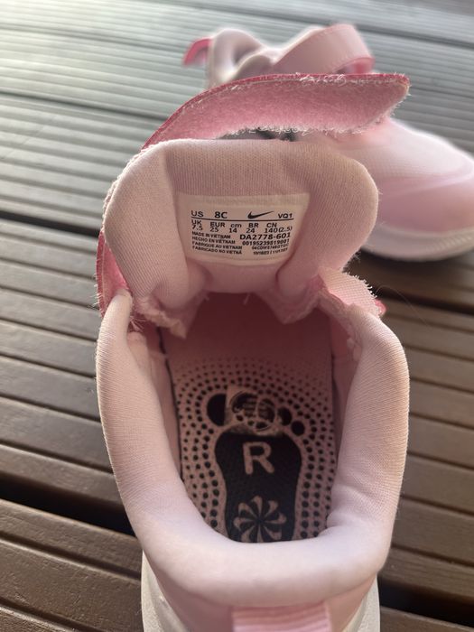 Pantofi sport Nike marimea 25
