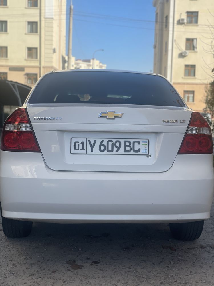 Аренда свыкупом Нексия 3 автомат 2017 метан