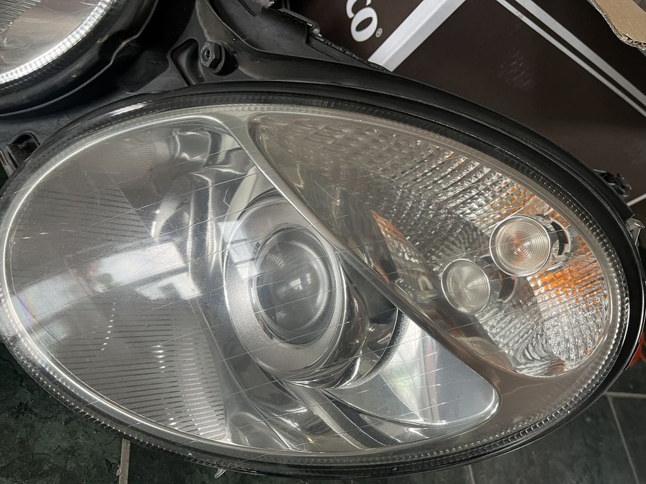 far stanga mercedes e bi xenon