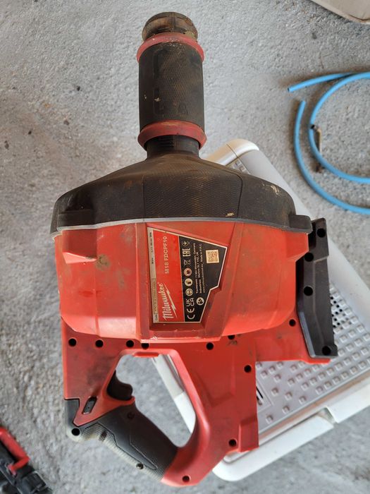 Milwaukee FDCPF10 curatator,desfundator