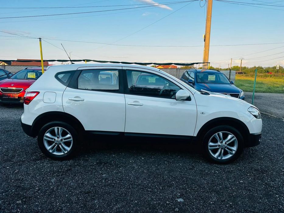 Vand Nissan Qashqai 1.6dCi 2013