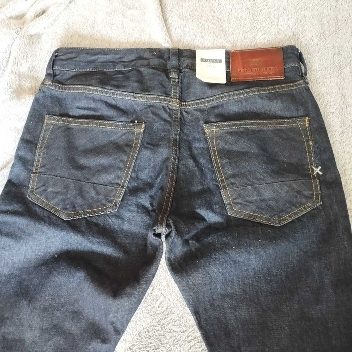 Scotch and soda 28/32