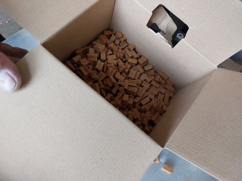 машина за сглобка лястовича опашка