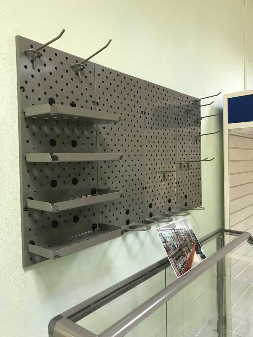 Панель перфорированная, настенная, для магазина и склада kypp