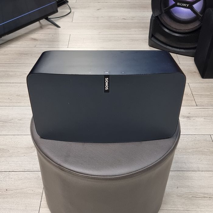 Amanet F28: Boxa Sonos Play 5 Gen 2