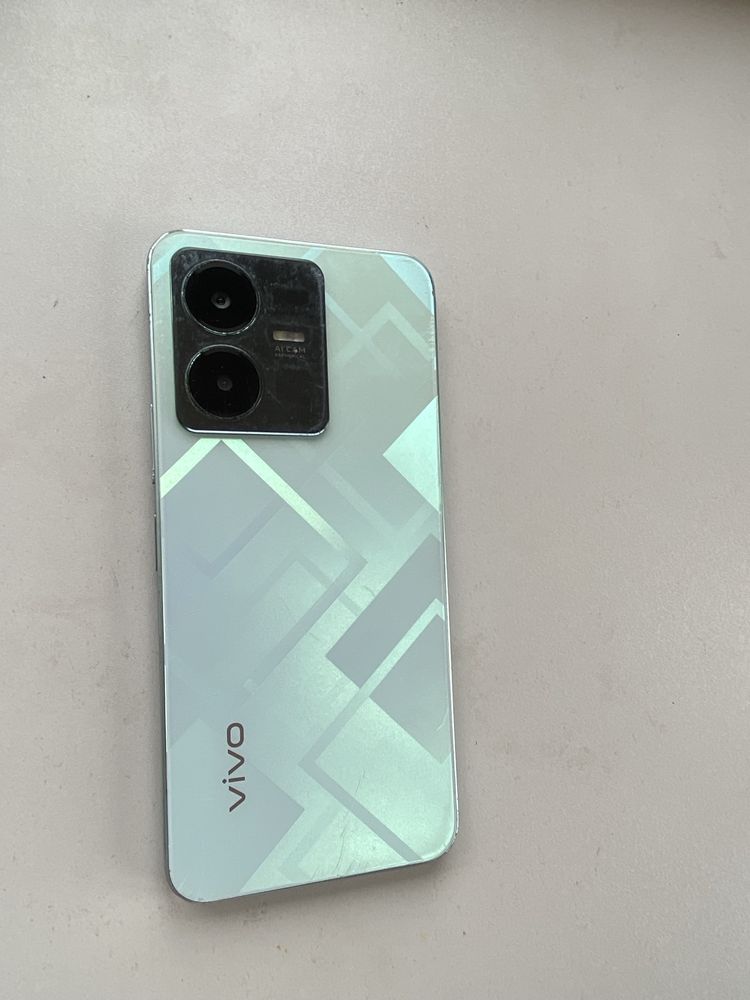 продается vivi y28