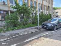 Spatiu comercial stradal 300 mp