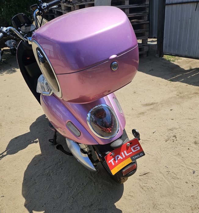 Продам Электроскутер Tailg. Состояние как Новый пробег всего 20 км