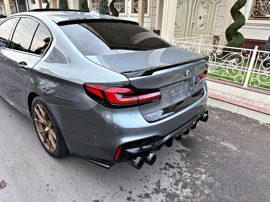 BMW F90 530I Power Twin Turbo 2019 Состаяние Идеално НеБитая