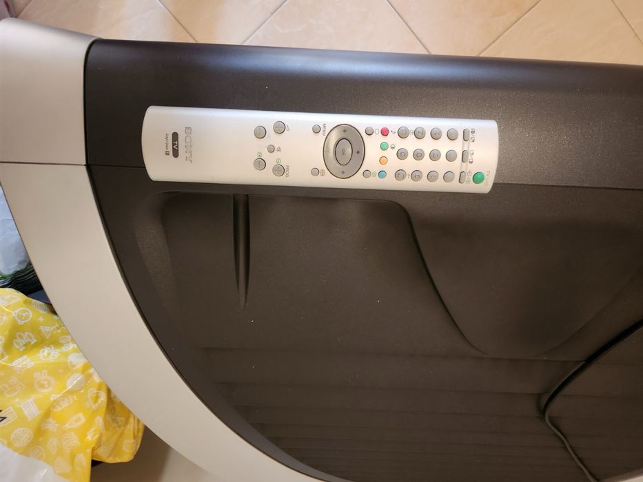 Спешно!!!Телевизор SONY WEGA 29 инча