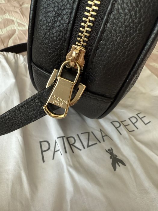 Patrizia Pepe кожена чанта