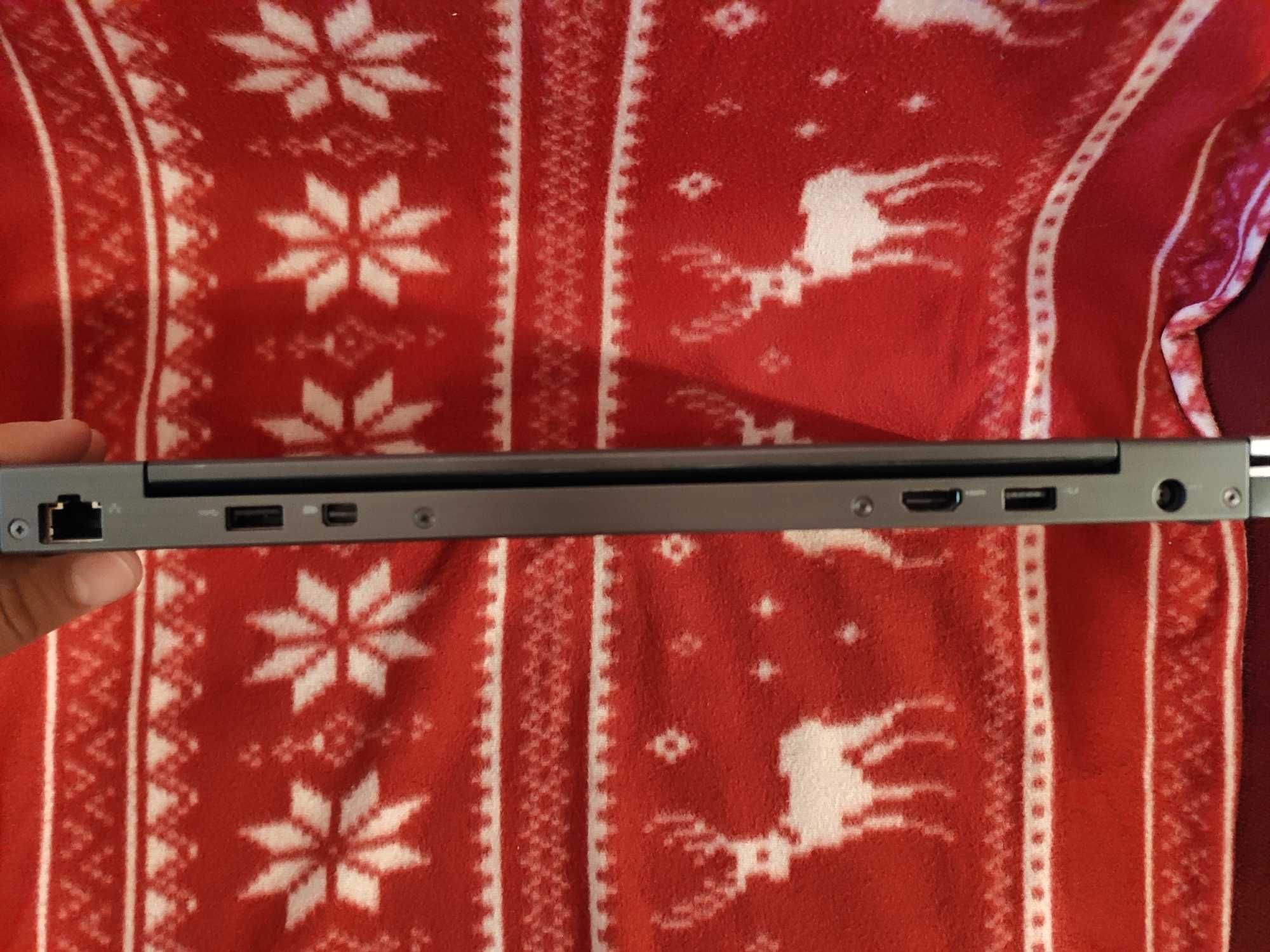 Dell latitude 7440 I5 16 RAM Corsair 120 SSD FullHD
