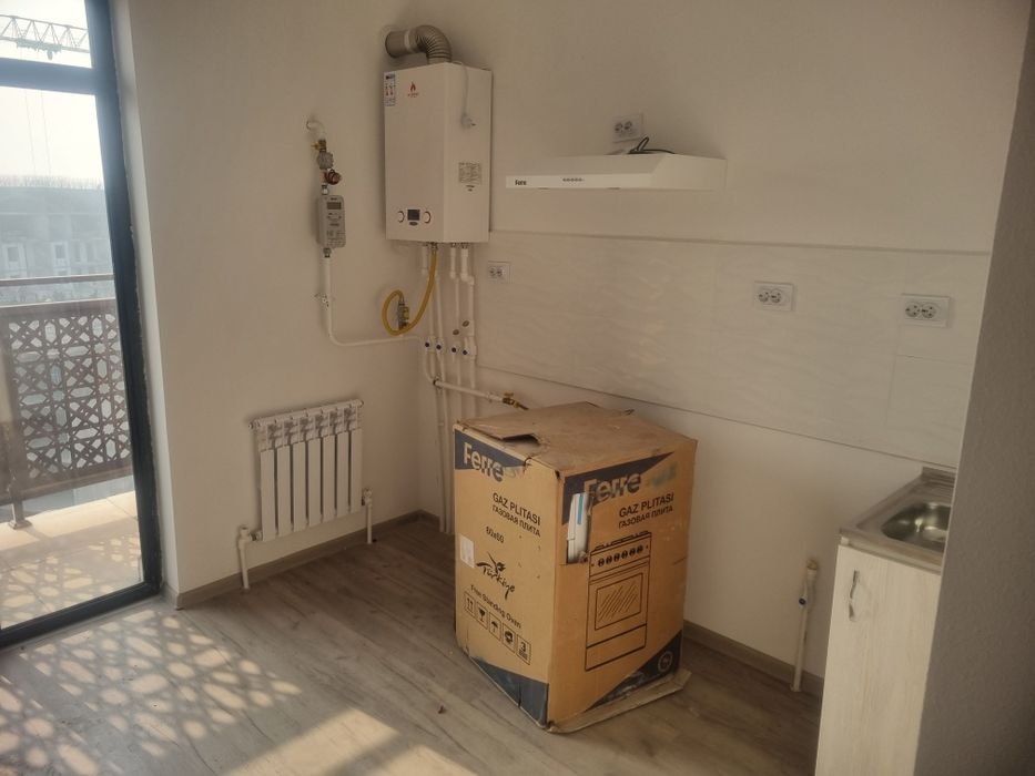 3 xonali uy sotiladi