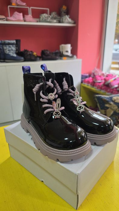 Детски боти момиче