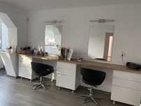 Inchiriere 1 post  coafor / make-up Bacau