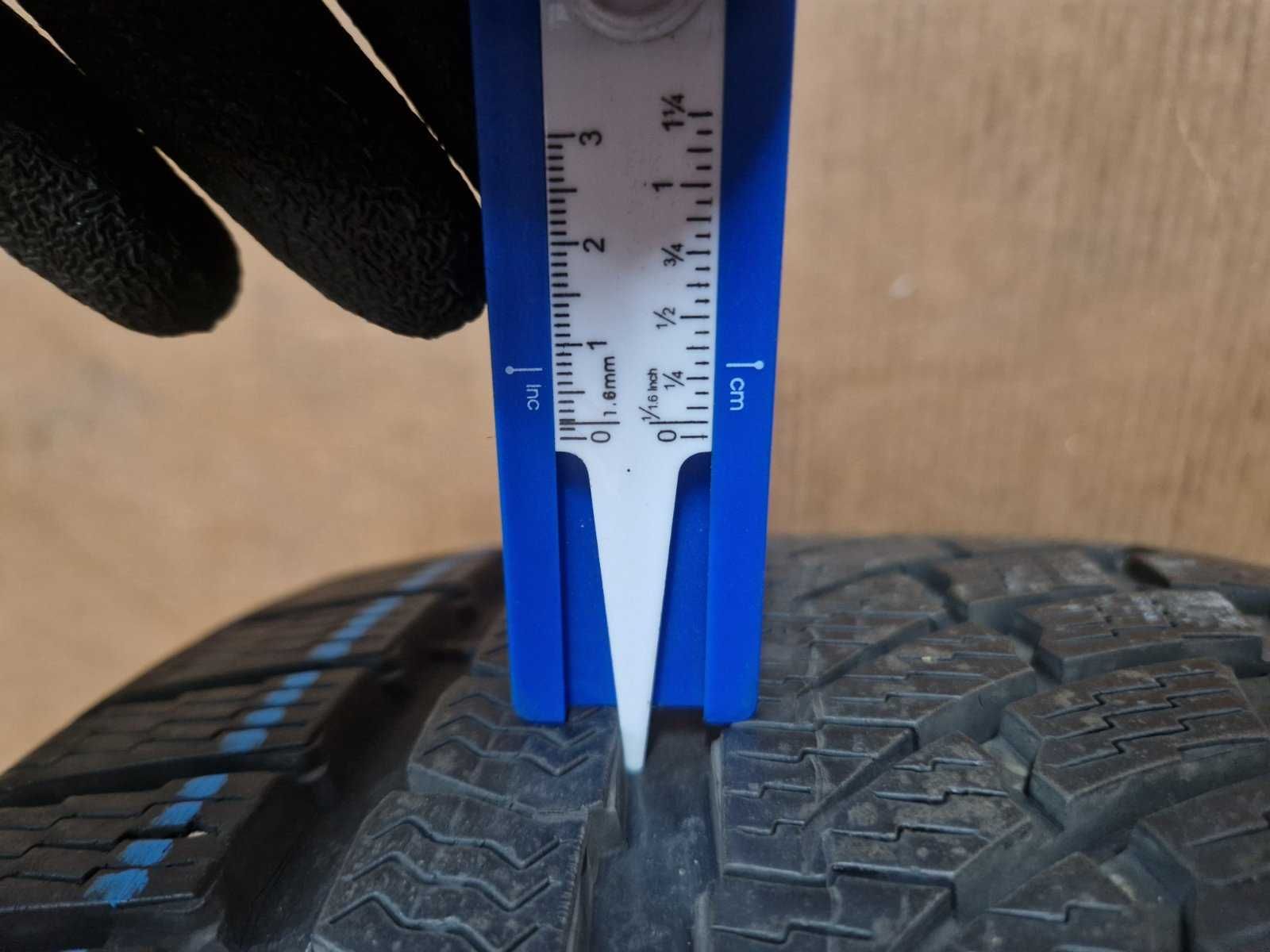 2 Nokian R18 255/35
зимни гуми
DOT1518