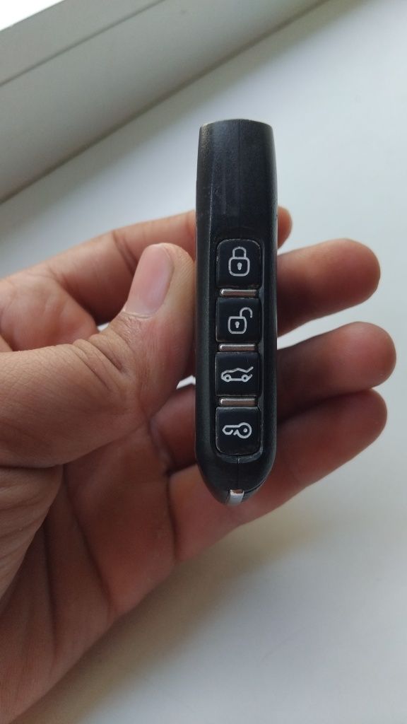 Pult magicar 310