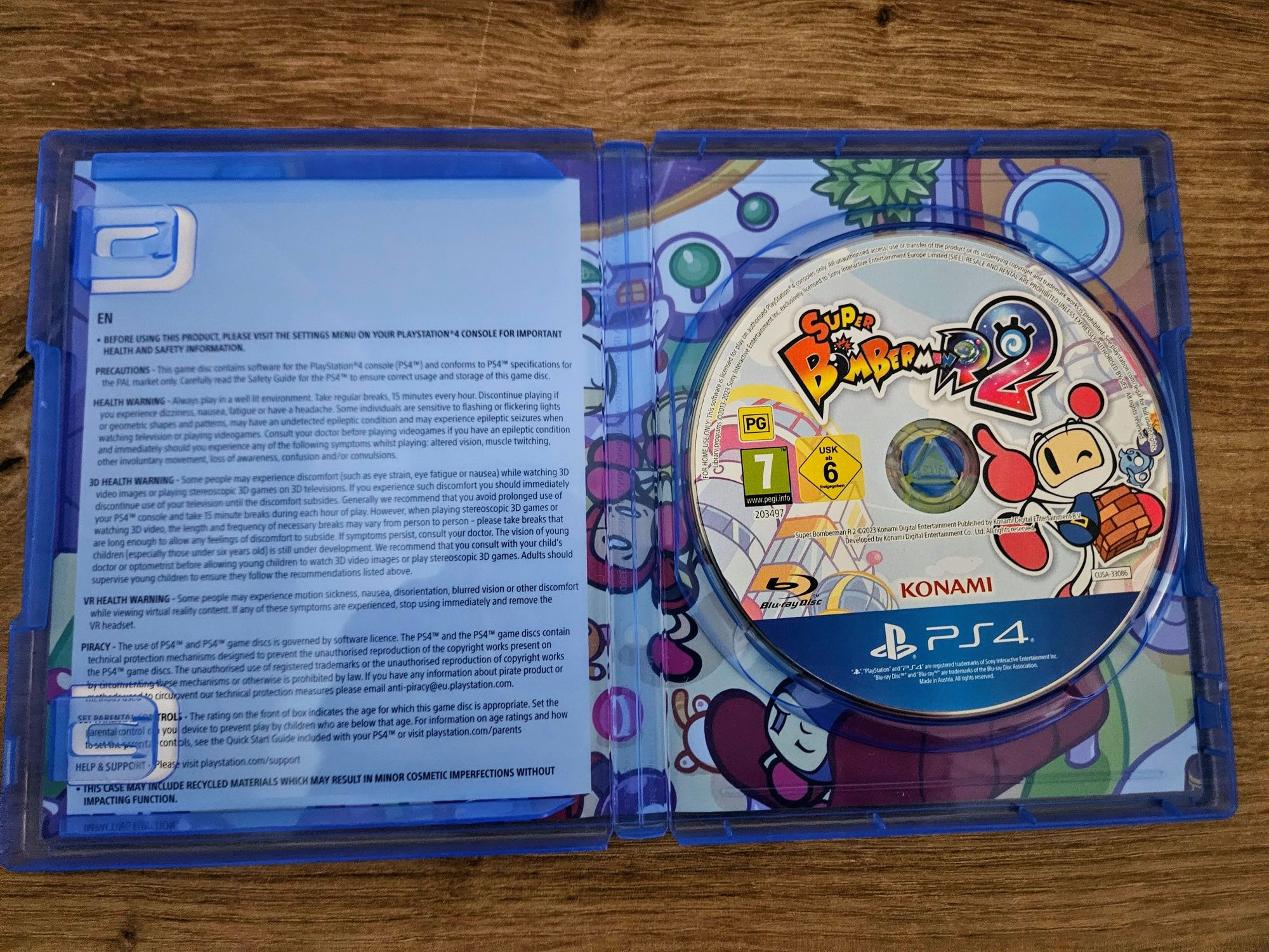 Joc PS4 Super Bomberman 2