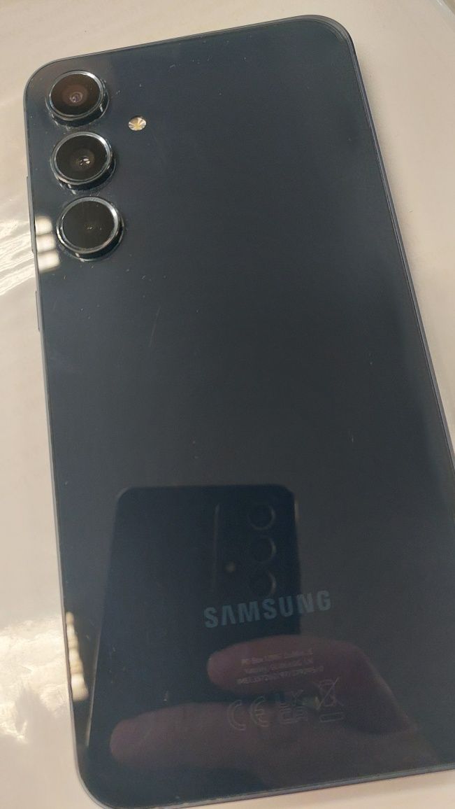 Samsung A55 + Калъф + Зарядно Нов Без Кутия и Гаранция