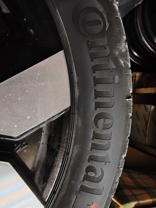 Продавам 4 чисто нови  гуми Continental eco contact 195/55 R 16 87H