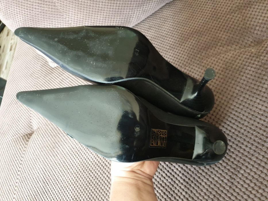 Официални обувки 41 номер, естествена кожа  за 20лв.