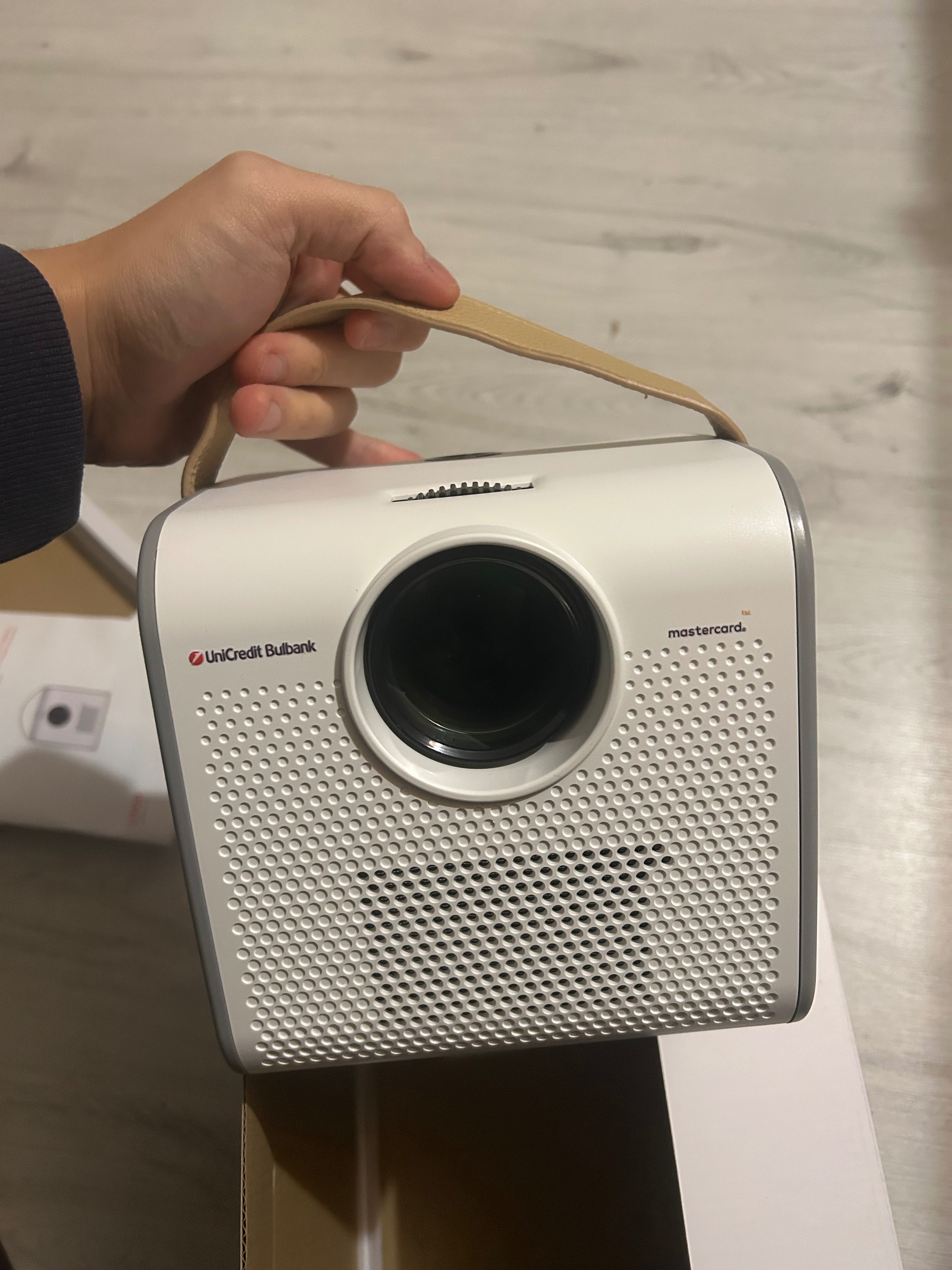 Livoo Portable Video projector Android 9.0