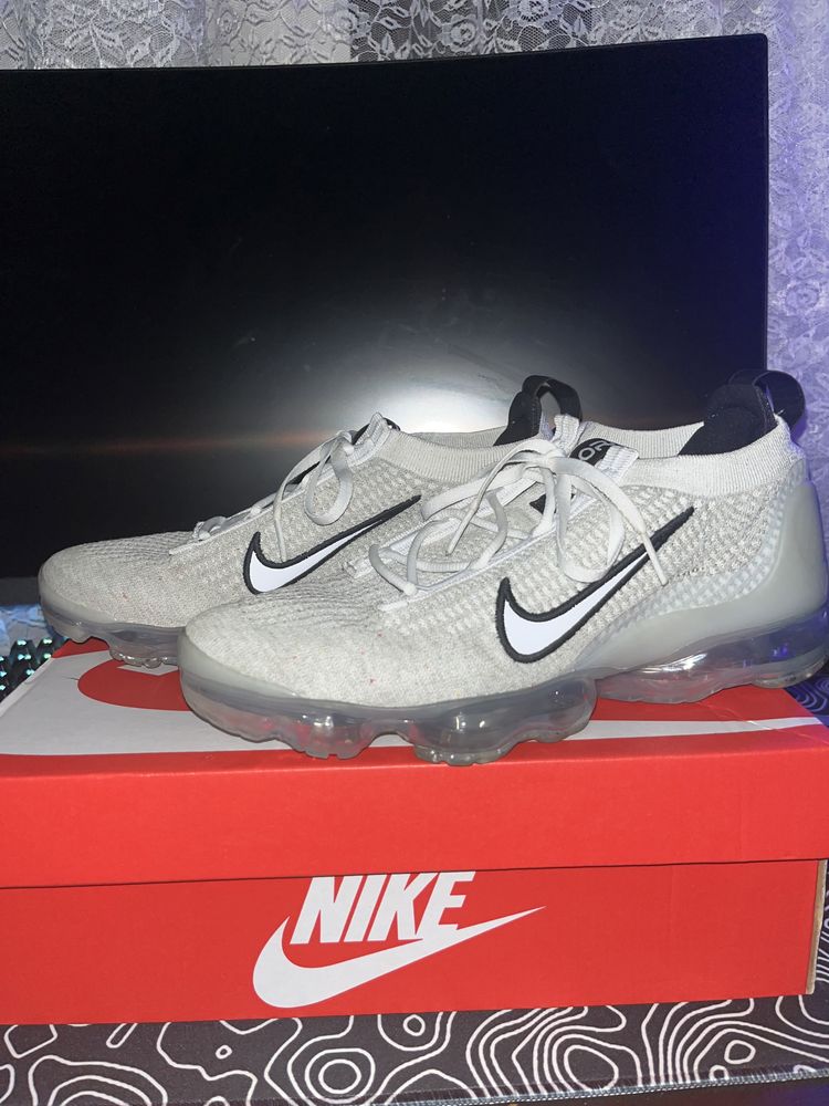 Nike Vapormax 2021 / White