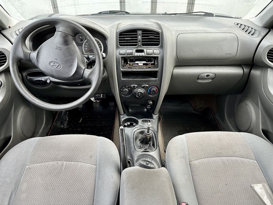 На ЧАСТИ  Hyundai Santa Fe 2004г 2.0crdi 4x4