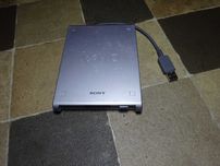 Unitate floppy disk extern pe usb/sony