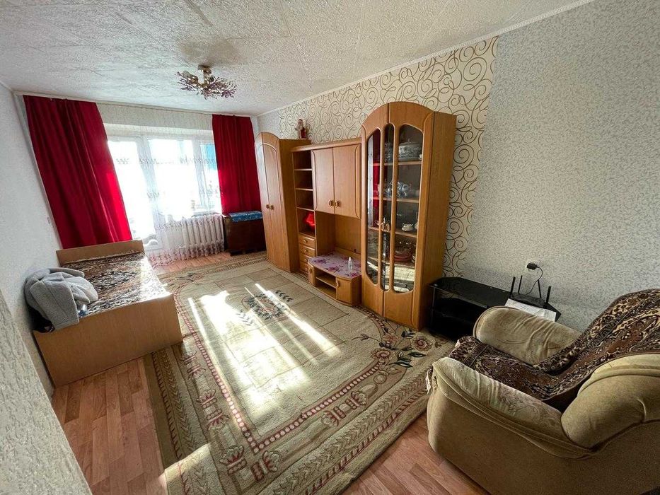 Продам Срочно 2 комн квартиру на Самруке по пр. Мира