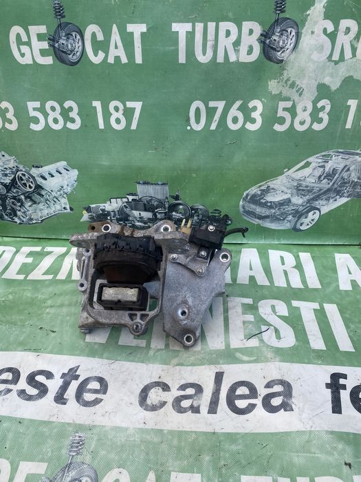 Tampon motor, suport motor Opel Vivaro 1.6 Dci 2016