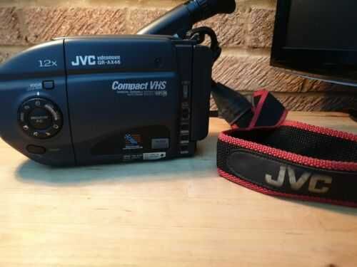 JVC Video Camera Recorder Compact VHS Videomovie GR-AX46
