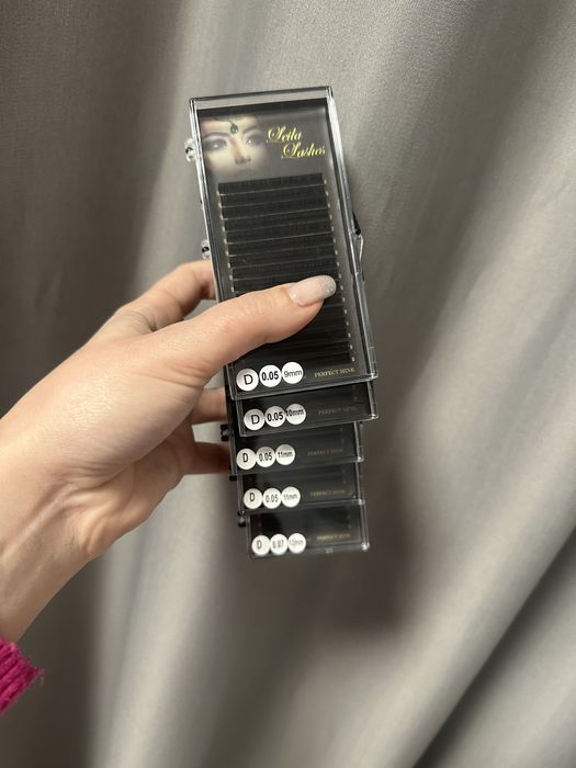 Продавам мигли Leila