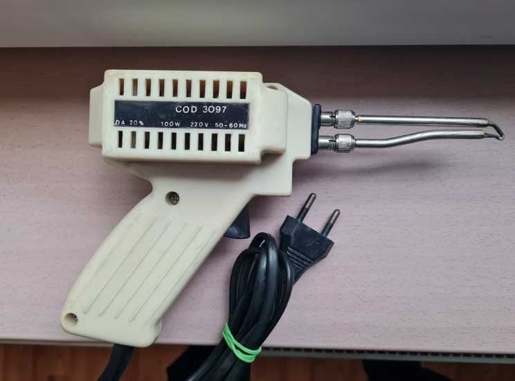 Pistol lipit  letcon ROMANIA