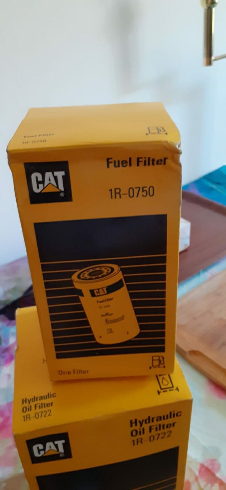 Fuel filter caterpilar