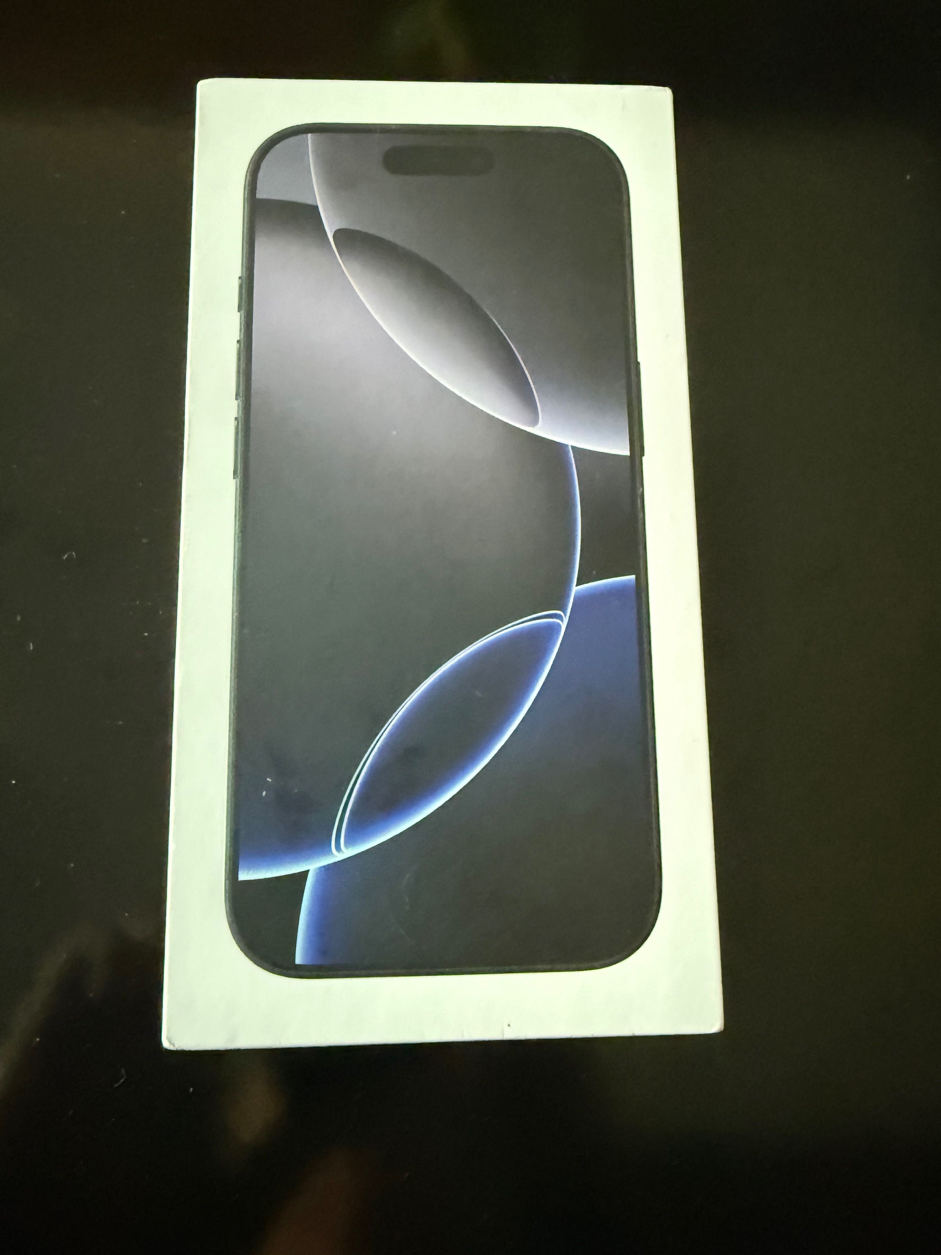 Iphone 16 pro 12 128GB с гаранция