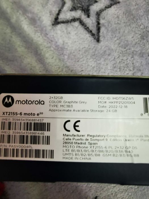 Vând telefon Motorola E20