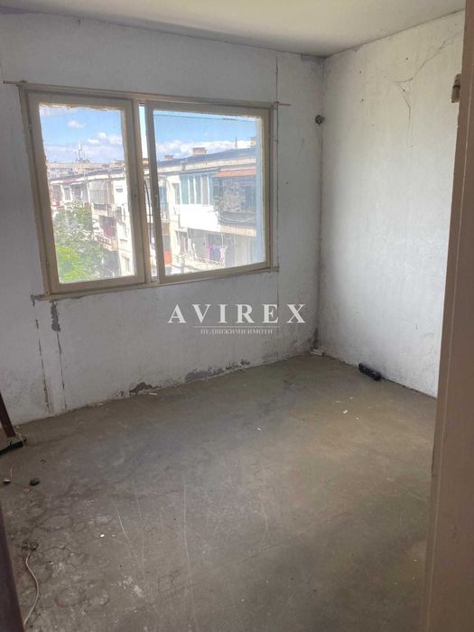 Продава се Двустаен апартамент в Пловдив, Христо Смирненски - 65 кв.м за 1347 €/кв.м - Снимка #1