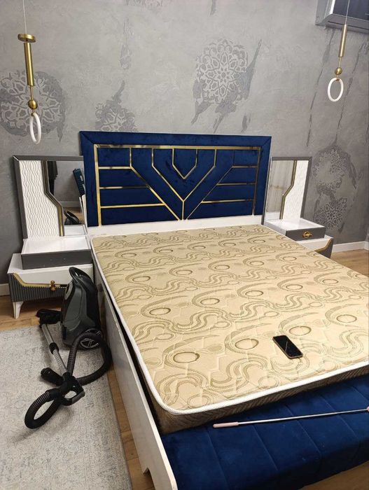 Ётокхонага мулжалланган кроват