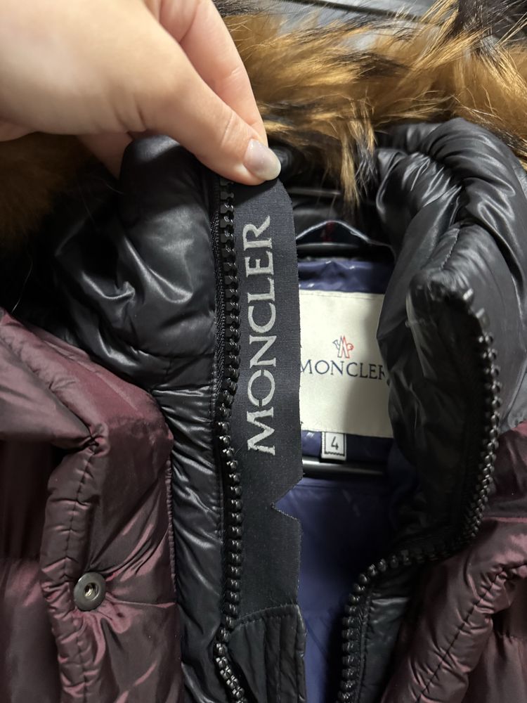 Дамско зимно яке MONCLER
