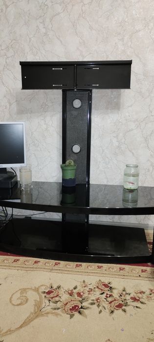 Тумба под телевизор