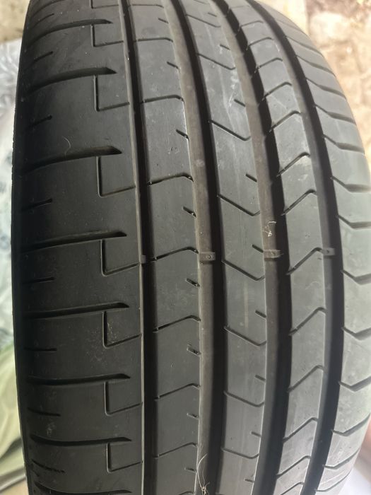 Pirelli 4 cauciucuri de vara ca noi 235/35/19