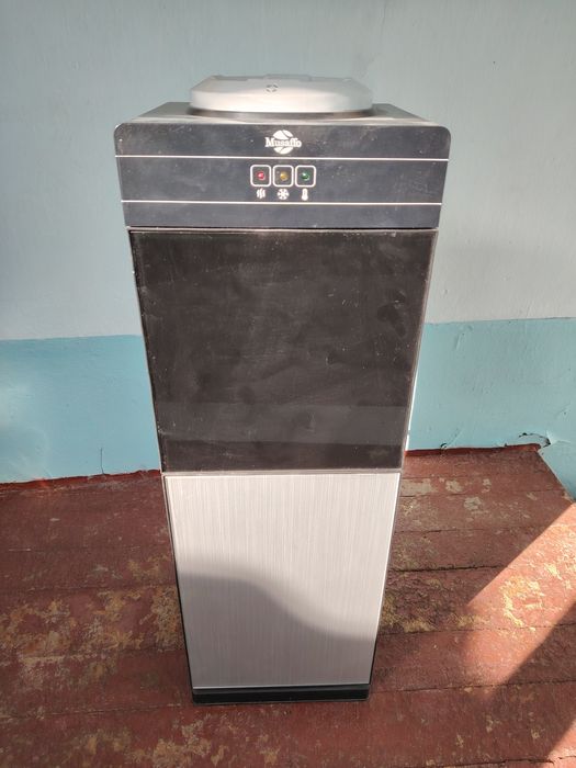 Кулер для воды Musafo