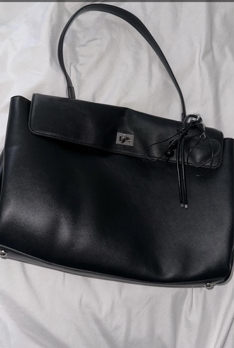 Сумка кожаная черная