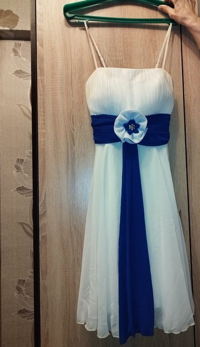 Продам платья. Разные размеры. Цены в описании