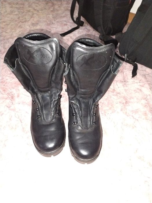 Продам берцы зимние