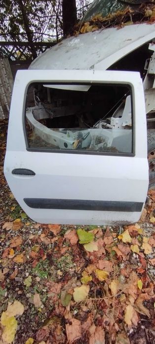 usi dacia logan 1 mcv, stare perfecta, fara rugina