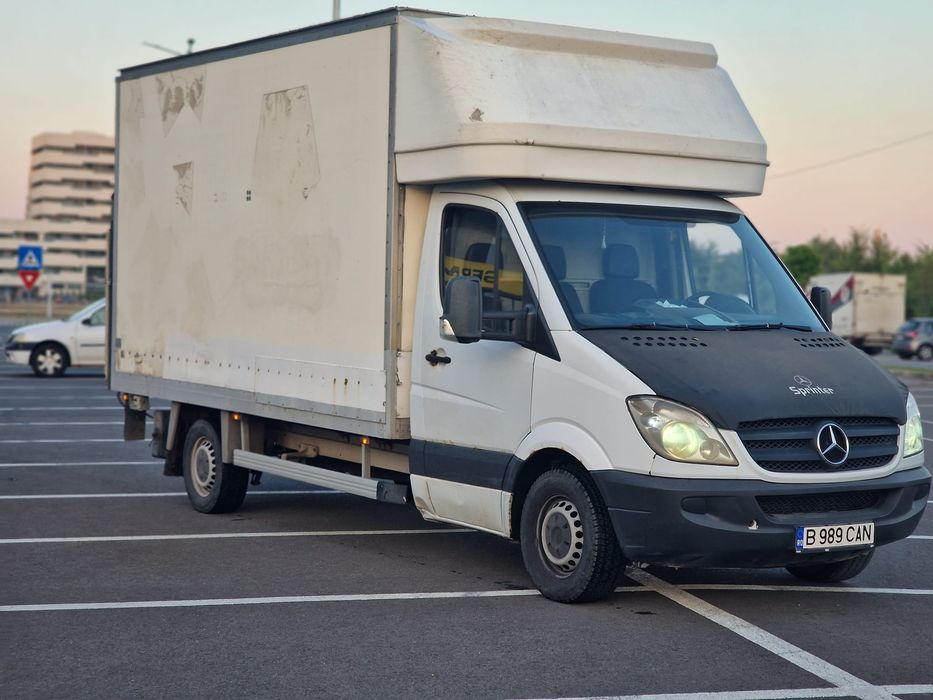 Vând Mercedes Benz sprinter 2.2  cub+ lift 2009